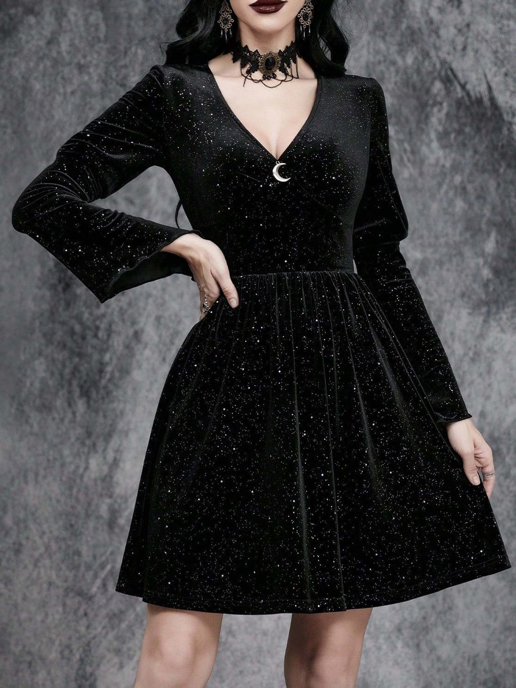 Dark Retro Velvet Elegant V-Neck Waist Long Sleeve Dress