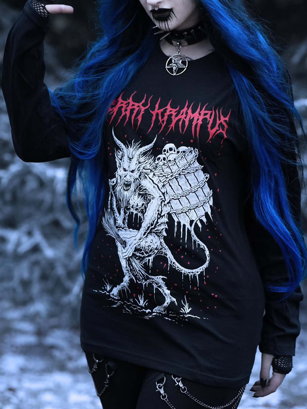 Weihnachts-Langarm-T-Shirt mit „Merry Krampus“-Aufdruck